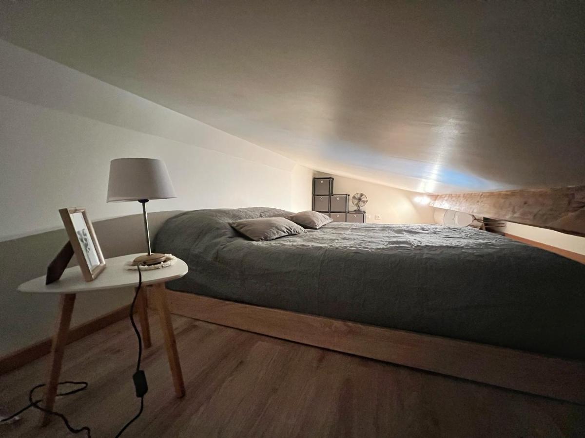 Апартаменты Studio Neuf Entierement Equipe Et Bien Situe. Париж Экстерьер фото